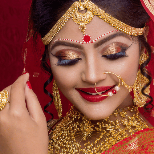 best ladies beauty parlour for full bridal makeup and hair style services in Ahmedabad.